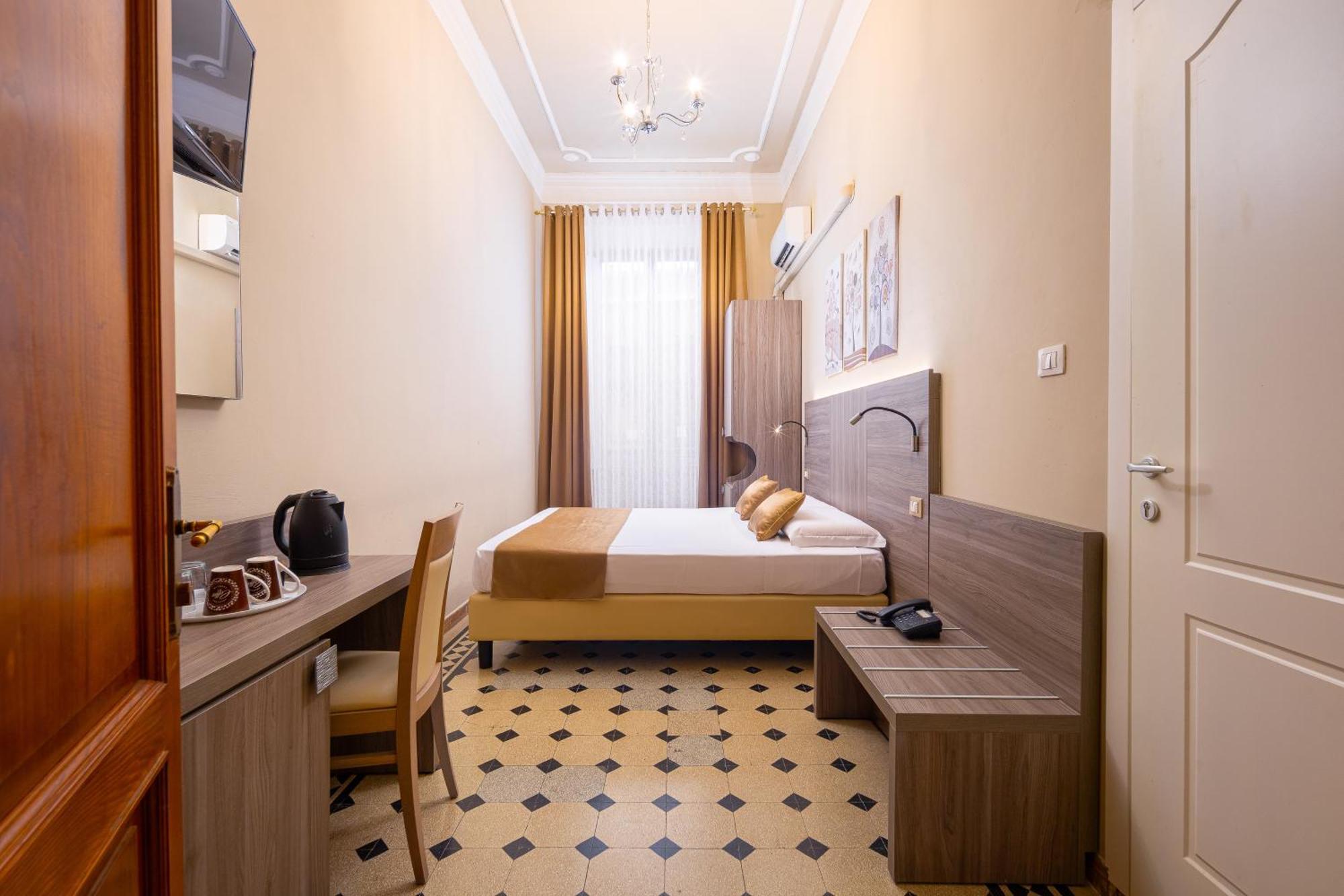Astrid Hotel Florence Exterior photo