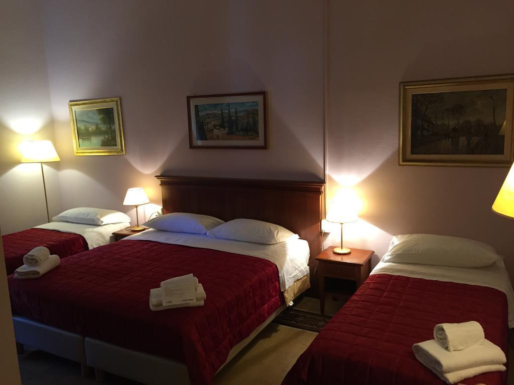 Astrid Hotel Florence Room photo