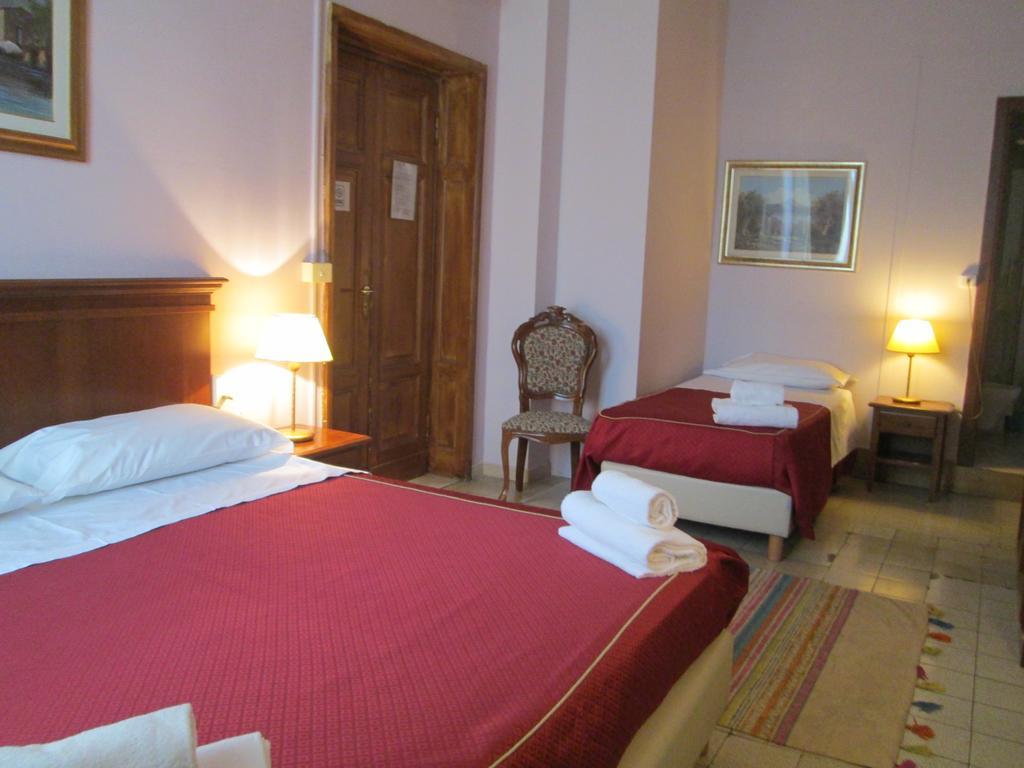 Astrid Hotel Florence Exterior photo